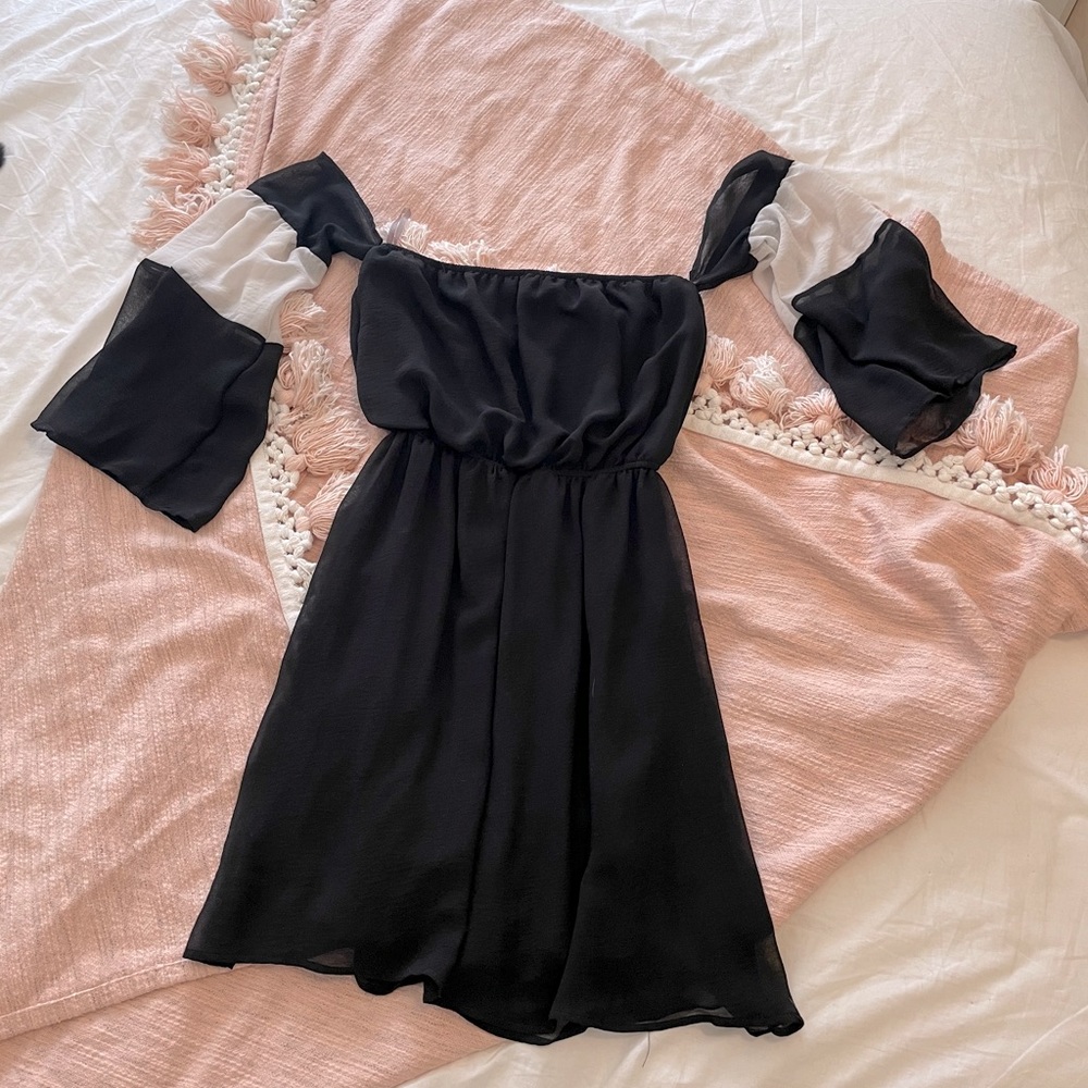 Short Black Dress With B&W Sleeves